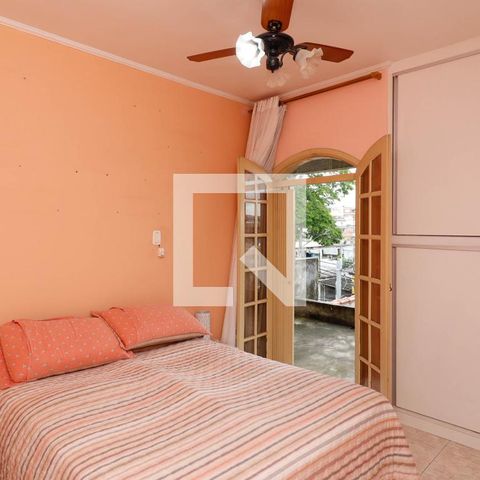 Casa à venda com 127m², 3 quartos e 2 vagas Casa à venda com 127m², 3 quartos e 2 vagasSuíte