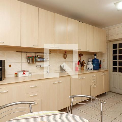 Casa à venda com 127m², 3 quartos e 2 vagas Casa à venda com 127m², 3 quartos e 2 vagasCozinha