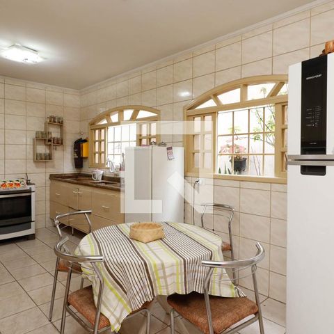 Casa à venda com 127m², 3 quartos e 2 vagas Casa à venda com 127m², 3 quartos e 2 vagasCozinha
