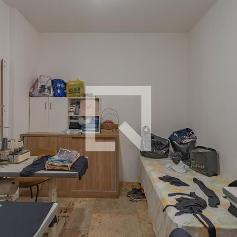Casa à venda com 363m², 5 quartos e 4 vagas Casa à venda com 363m², 5 quartos e 4 vagasQuarto 1