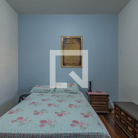 Casa à venda com 363m², 5 quartos e 4 vagas Casa à venda com 363m², 5 quartos e 4 vagasQuarto 3