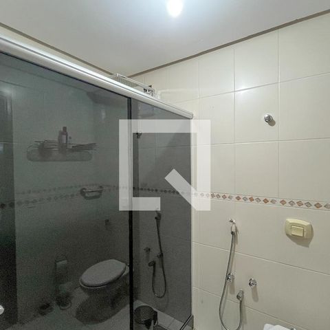 Apartamento à venda com 200m², 4 quartos e 3 vagas Apartamento à venda com 200m², 4 quartos e 3 vagasBanheiro do Quarto 4