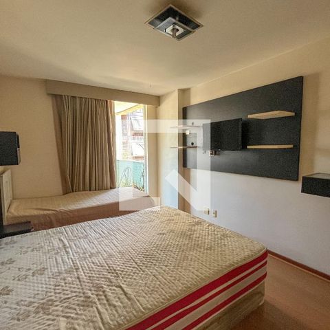 Apartamento à venda com 200m², 4 quartos e 3 vagas Apartamento à venda com 200m², 4 quartos e 3 vagasQuarto 2