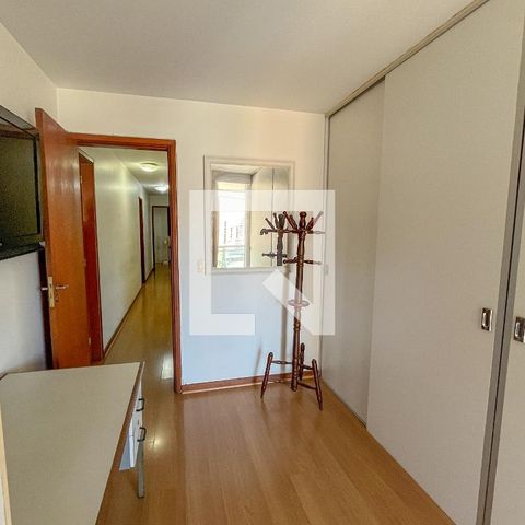 Apartamento à venda com 200m², 4 quartos e 3 vagas Apartamento à venda com 200m², 4 quartos e 3 vagasQuarto 1