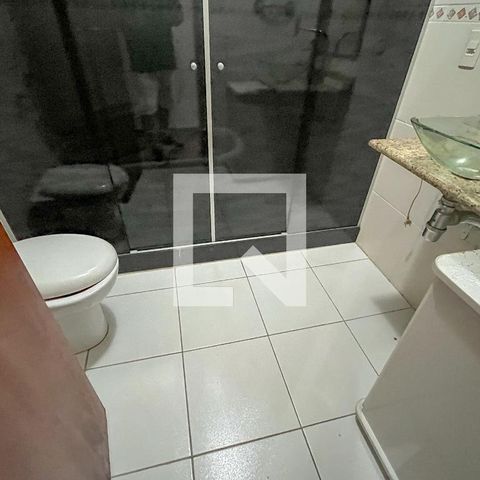 Apartamento à venda com 200m², 4 quartos e 3 vagas Apartamento à venda com 200m², 4 quartos e 3 vagasBanheiro Social