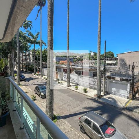 Apartamento à venda com 200m², 4 quartos e 3 vagas Apartamento à venda com 200m², 4 quartos e 3 vagasVista Varanda Sala