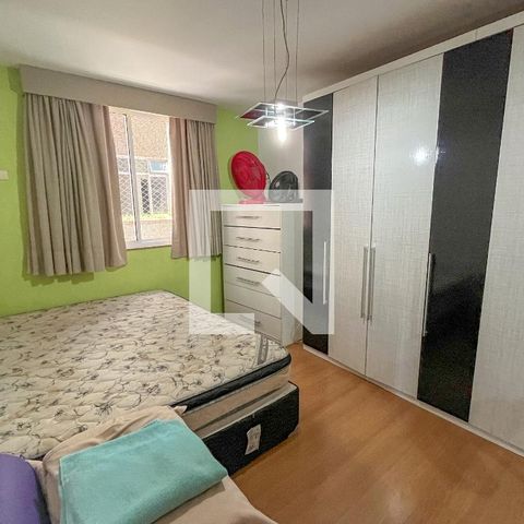 Apartamento à venda com 200m², 4 quartos e 3 vagas Apartamento à venda com 200m², 4 quartos e 3 vagasQuarto 4