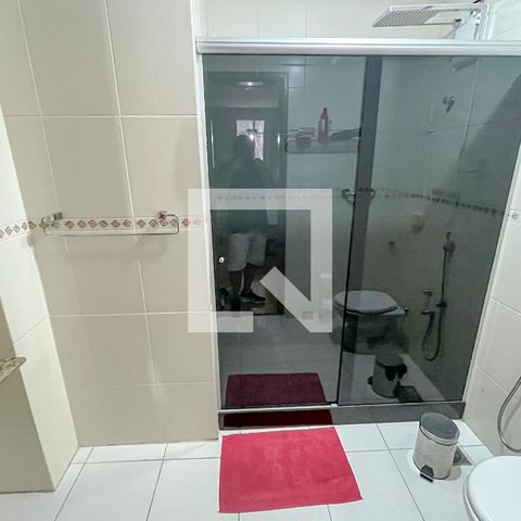 Apartamento à venda com 200m², 4 quartos e 3 vagas Apartamento à venda com 200m², 4 quartos e 3 vagasBanheiro do Quarto 4