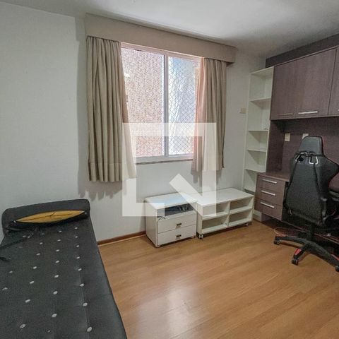 Apartamento à venda com 200m², 4 quartos e 3 vagas Apartamento à venda com 200m², 4 quartos e 3 vagasQuarto 3