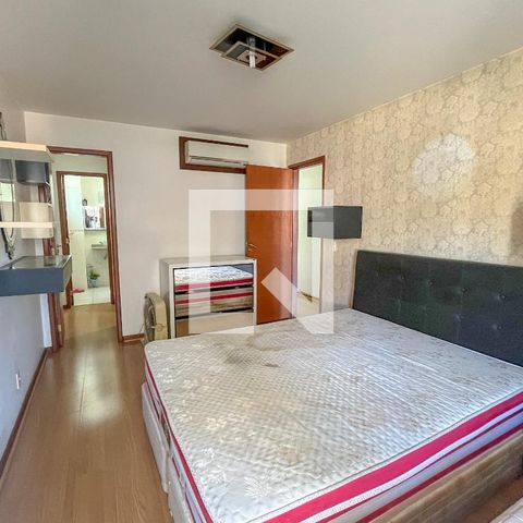 Apartamento à venda com 200m², 4 quartos e 3 vagas Apartamento à venda com 200m², 4 quartos e 3 vagasQuarto 2