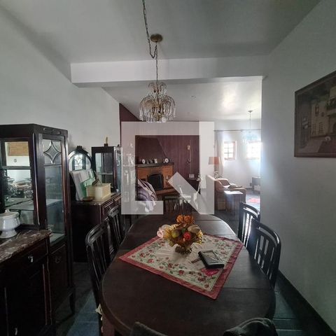 Casa à venda com 360m², 4 quartos e 5 vagasSala e Sala de Jantar