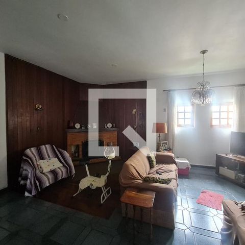 Casa à venda com 360m², 4 quartos e 5 vagasSala e Sala de Jantar
