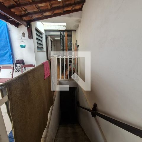 Casa à venda com 360m², 4 quartos e 5 vagasÁrea gourmet/ Escada acesso a Garagem