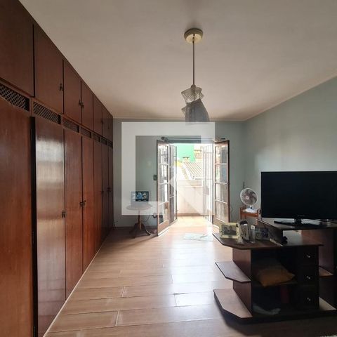 Casa à venda com 360m², 4 quartos e 5 vagasSuíte