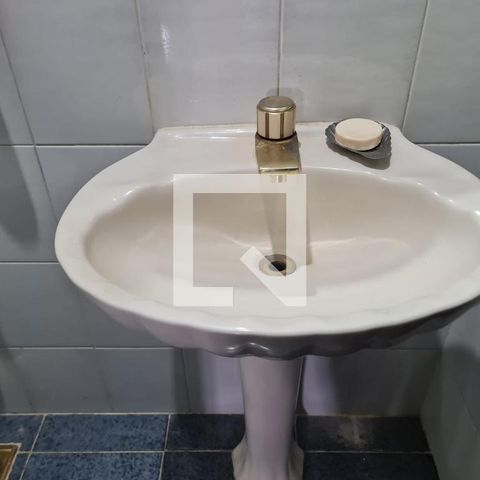 Casa à venda com 360m², 4 quartos e 5 vagasLavabo