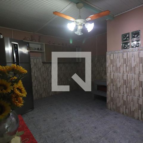Casa à venda com 370m², 3 quartos e 1 vagaÁrea de Serviço 2