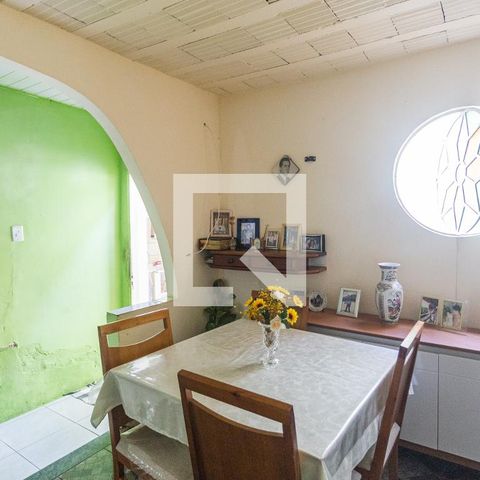 Casa à venda com 360m², 4 quartos e 5 vagas Casa à venda com 360m², 4 quartos e 5 vagasCopa