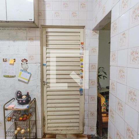 Casa à venda com 360m², 4 quartos e 5 vagas Casa à venda com 360m², 4 quartos e 5 vagasQuarto 3