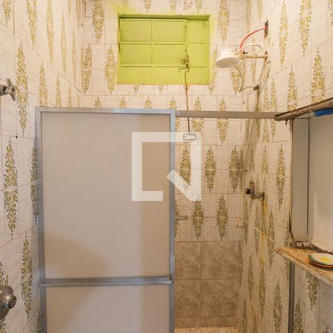 Casa à venda com 360m², 4 quartos e 5 vagas Casa à venda com 360m², 4 quartos e 5 vagasBanheiro Social da Casa 2
