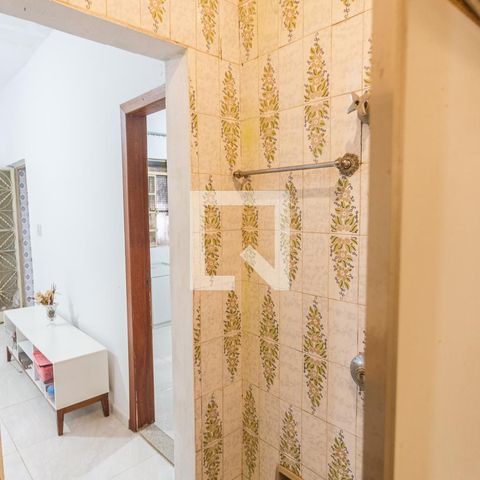 Casa à venda com 360m², 4 quartos e 5 vagas Casa à venda com 360m², 4 quartos e 5 vagasBanheiro Social da Casa 2