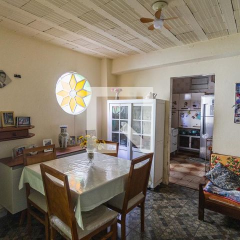 Casa à venda com 360m², 4 quartos e 5 vagas Casa à venda com 360m², 4 quartos e 5 vagasCopa