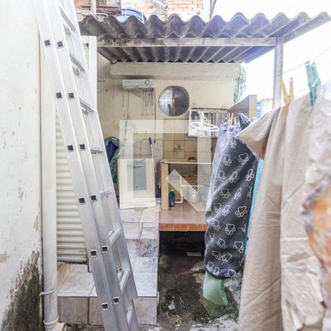 Casa à venda com 360m², 4 quartos e 5 vagas Casa à venda com 360m², 4 quartos e 5 vagasÁrea de Serviço