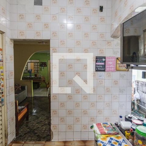 Casa à venda com 360m², 4 quartos e 5 vagas Casa à venda com 360m², 4 quartos e 5 vagasCozinha