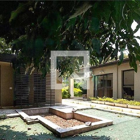 Casa à venda com 400m², 4 quartos e 10 vagas