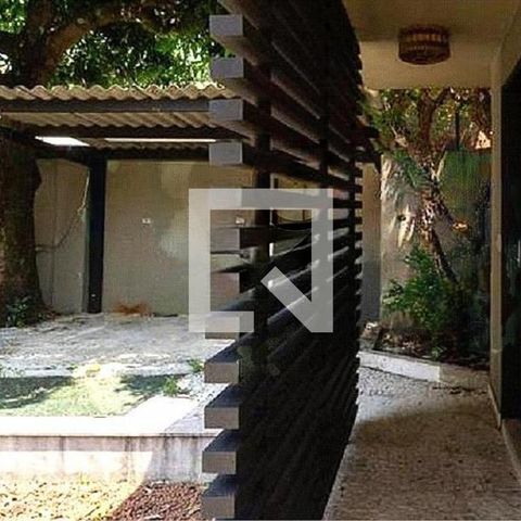 Casa à venda com 400m², 4 quartos e 10 vagas