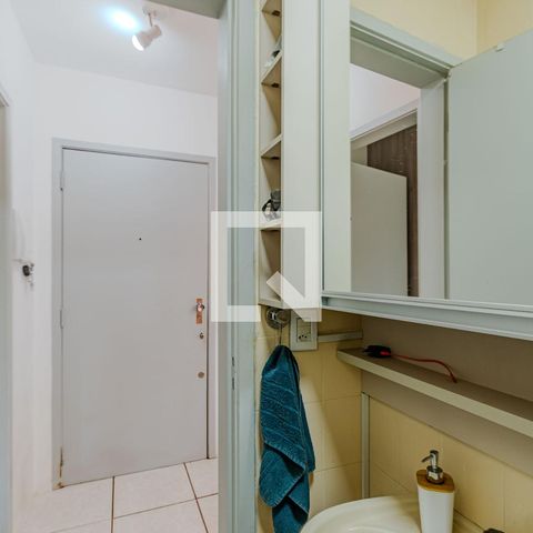 Apartamento à venda com 49m², 1 quarto e 1 vaga Apartamento à venda com 49m², 1 quarto e 1 vagaBanheiro