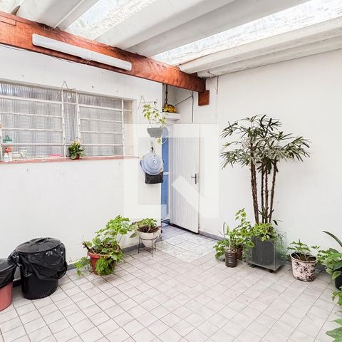 Casa à venda com 159m², 3 quartos e 2 vagasQuintal