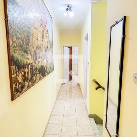 Casa à venda com 159m², 3 quartos e 2 vagasCorredor