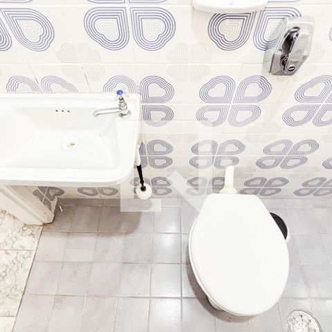 Casa à venda com 159m², 3 quartos e 2 vagasBanheiro 3
