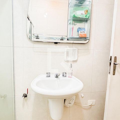 Casa à venda com 159m², 3 quartos e 2 vagasBanheiro