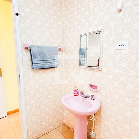 Casa à venda com 159m², 3 quartos e 2 vagasBanheiro 2