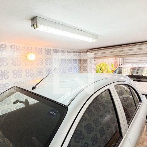 Casa à venda com 159m², 3 quartos e 2 vagasGaragem
