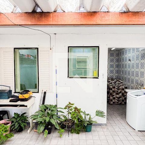 Casa à venda com 159m², 3 quartos e 2 vagasQuintal