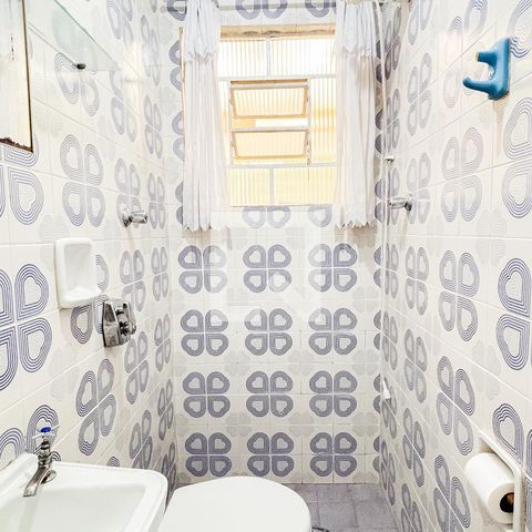 Casa à venda com 159m², 3 quartos e 2 vagasBanheiro 3