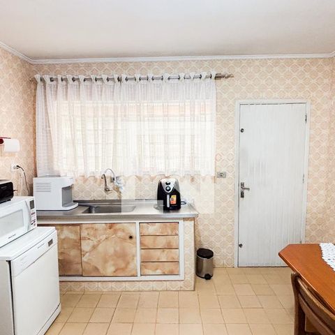 Casa à venda com 159m², 3 quartos e 2 vagasCozinha