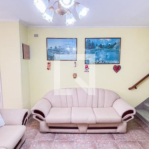 Casa à venda com 159m², 3 quartos e 2 vagasSala