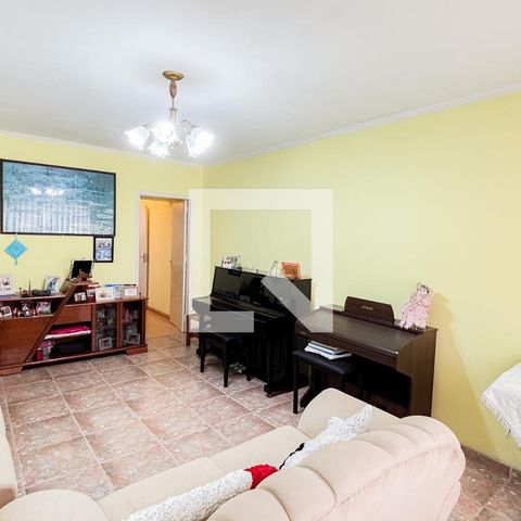 Casa à venda com 159m², 3 quartos e 2 vagasSala