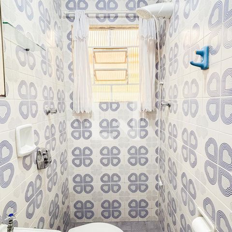 Casa à venda com 159m², 3 quartos e 2 vagasBanheiro 3