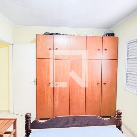 Casa à venda com 159m², 3 quartos e 2 vagasQuarto 1