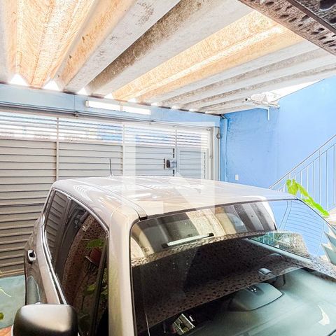 Casa à venda com 159m², 3 quartos e 2 vagasGaragem