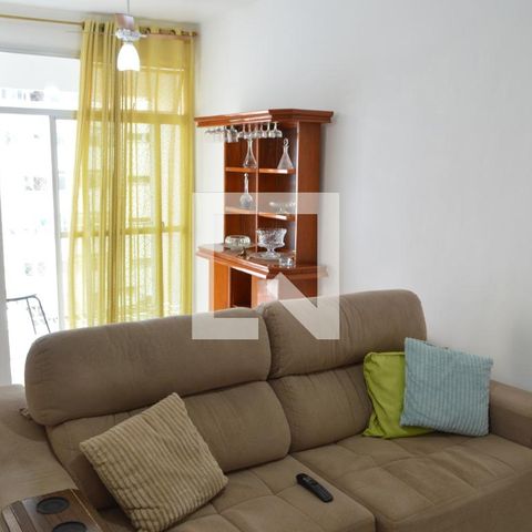 Apartamento à venda com 80m², 2 quartos e 1 vaga Apartamento à venda com 80m², 2 quartos e 1 vagaSala