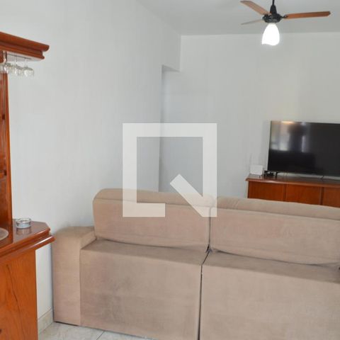 Apartamento à venda com 80m², 2 quartos e 1 vaga Apartamento à venda com 80m², 2 quartos e 1 vagaSala