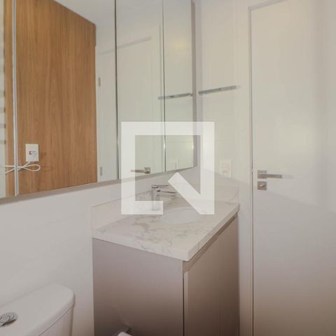 Studio à venda com 42m², 1 quarto e 1 vaga Studio à venda com 42m², 1 quarto e 1 vagaBanheiro