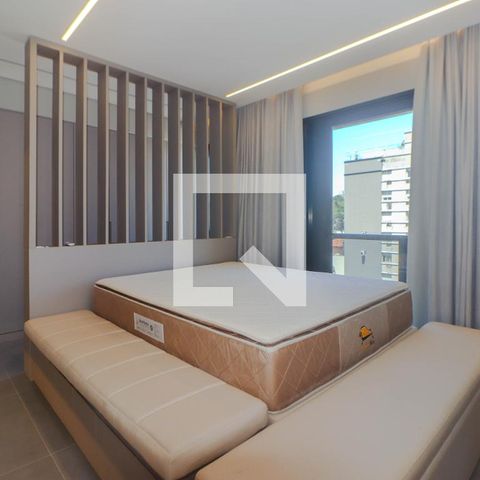 Studio à venda com 42m², 1 quarto e 1 vaga Studio à venda com 42m², 1 quarto e 1 vagaStudio