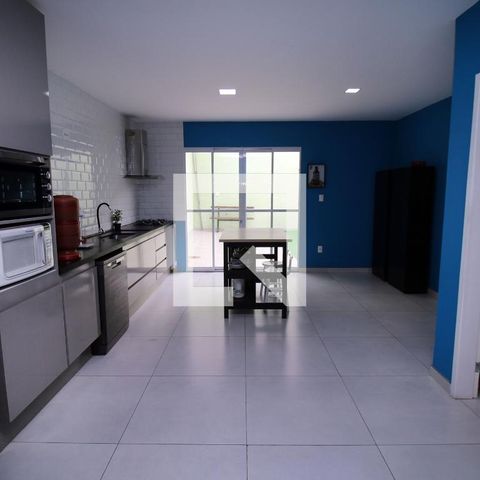 Casa à venda com 225m², 4 quartos e 2 vagasCozinha