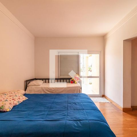 Casa de condomínio para alugar com 495m², 4 quartos e 4 vagas Casa de condomínio para alugar com 495m², 4 quartos e 4 vagasQuarto 2